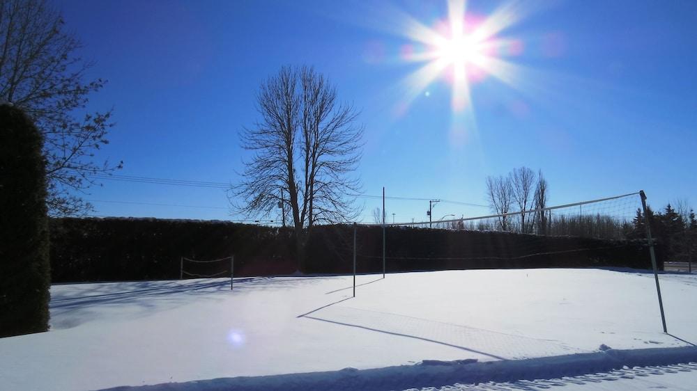 Auberge Godefroy Bécancour エクステリア 写真